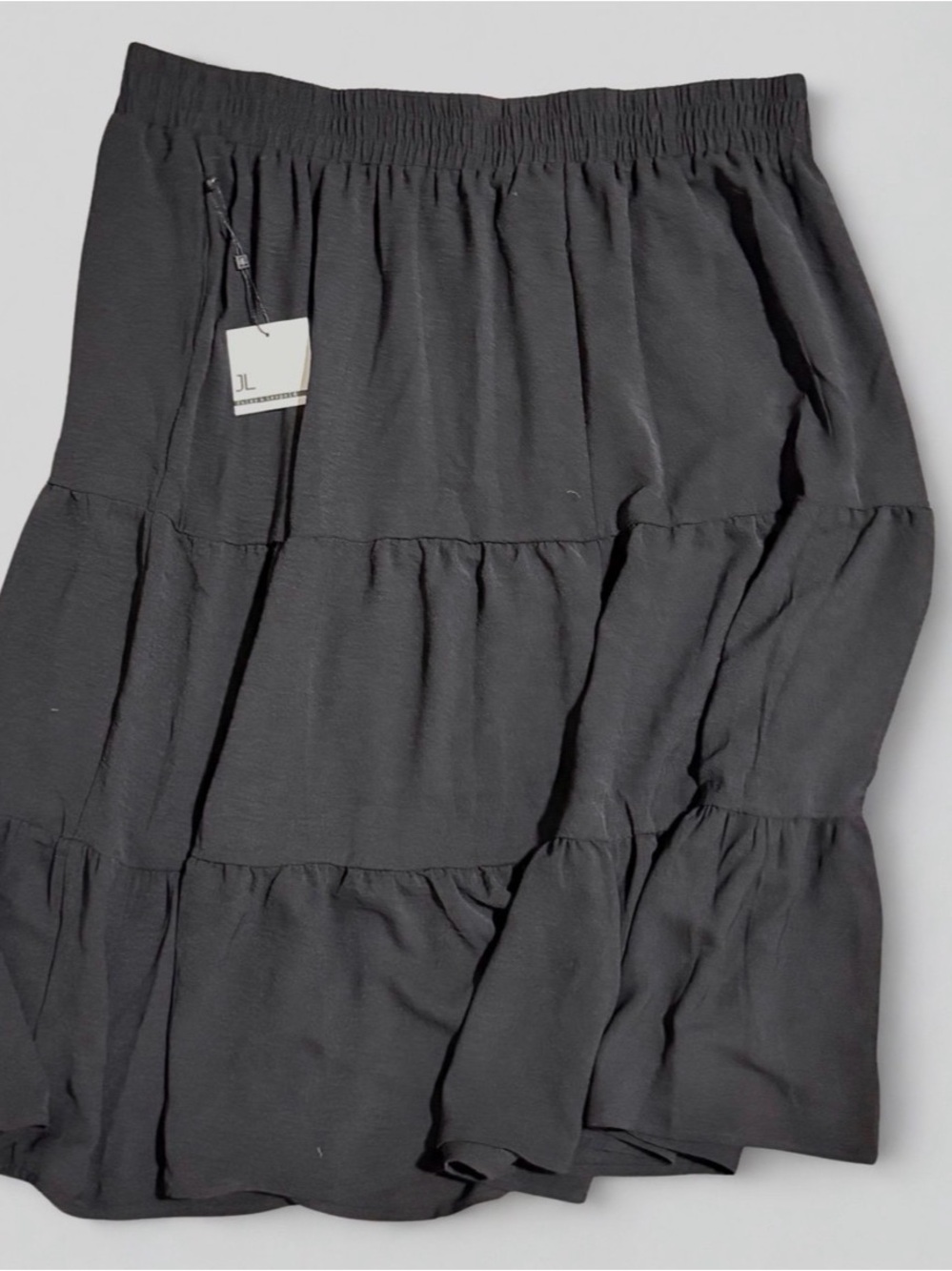 Jules and Leopold Black Tiered Ruffle Skirt Size 2X NWT Elastic - Picture 3 of 4